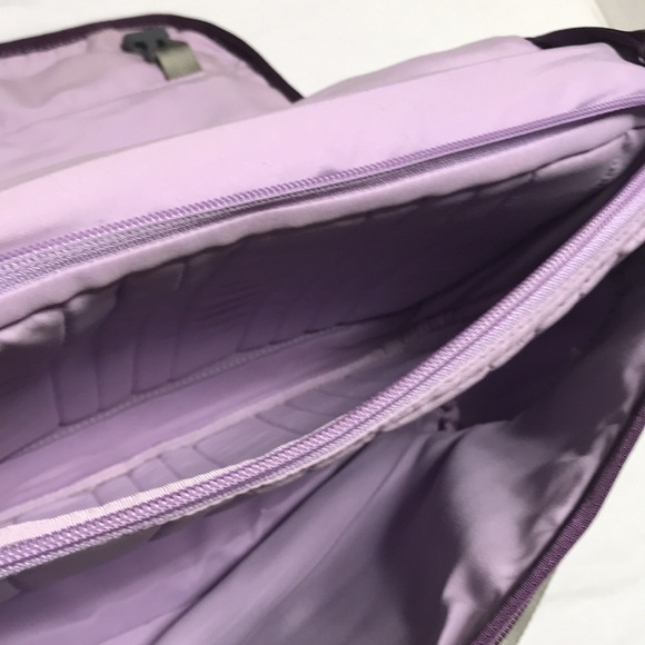 OGIO computer bag with multi compartments. EUC - Picture 6 of 6